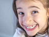 Mléčný zub: kdy a jak ho vytrhnout?