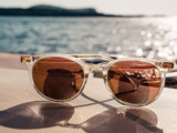 Péče o oči na dovolené: šest nezbytností, které nezapomeňte přibalit do kufru